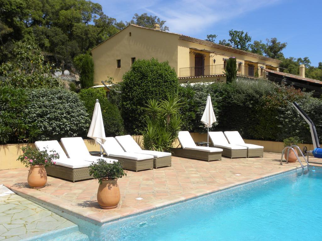 Bed and Breakfast La Bergerie Le Plan-de-la-Tour Esterno foto