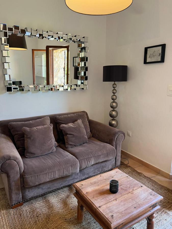 Bed and Breakfast La Bergerie Le Plan-de-la-Tour Esterno foto